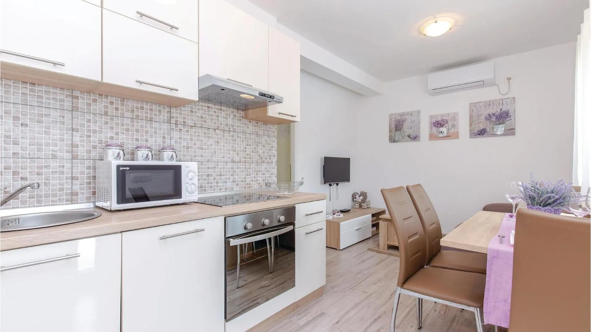 Cozy Home In Smrika With House Sea View Prázdninový dům